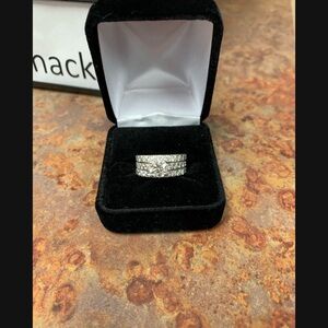 Platinum and diamond wedding ring